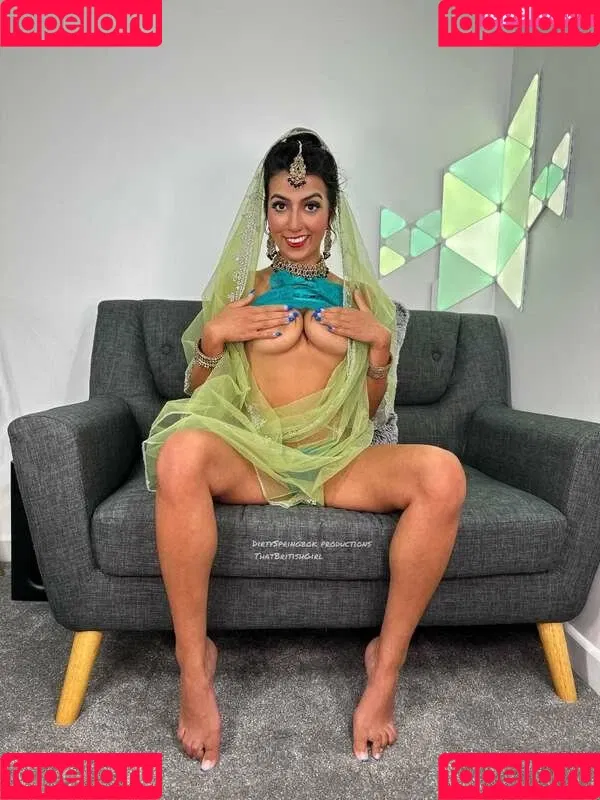 Aaliyah Yasin / _thatbritishcouple / aaliyah.yasin / https: / thatbritishg1rl Onlyfans Photo Gallery 