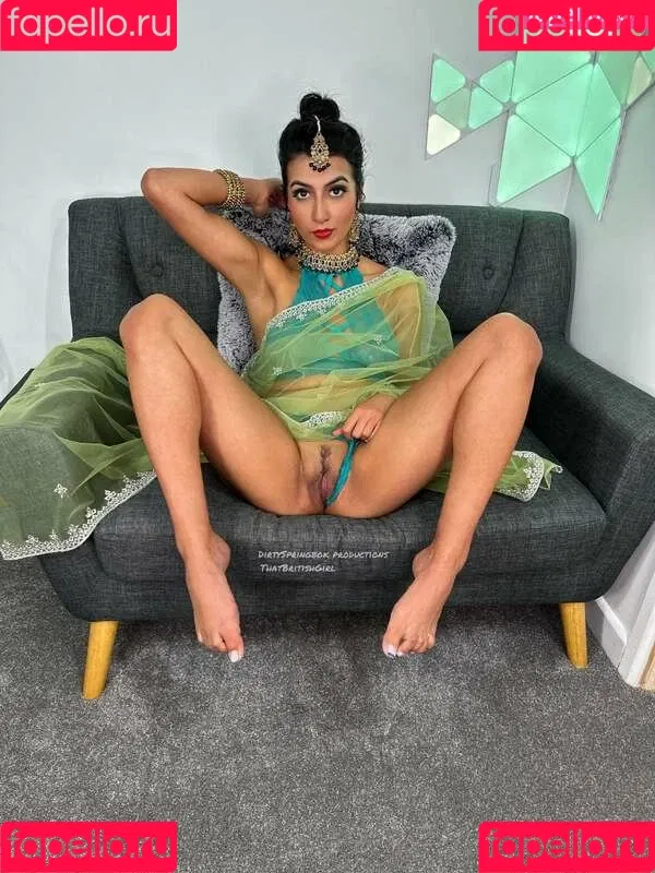 Aaliyah Yasin / _thatbritishcouple / aaliyah.yasin / https: / thatbritishg1rl Onlyfans Photo Gallery 