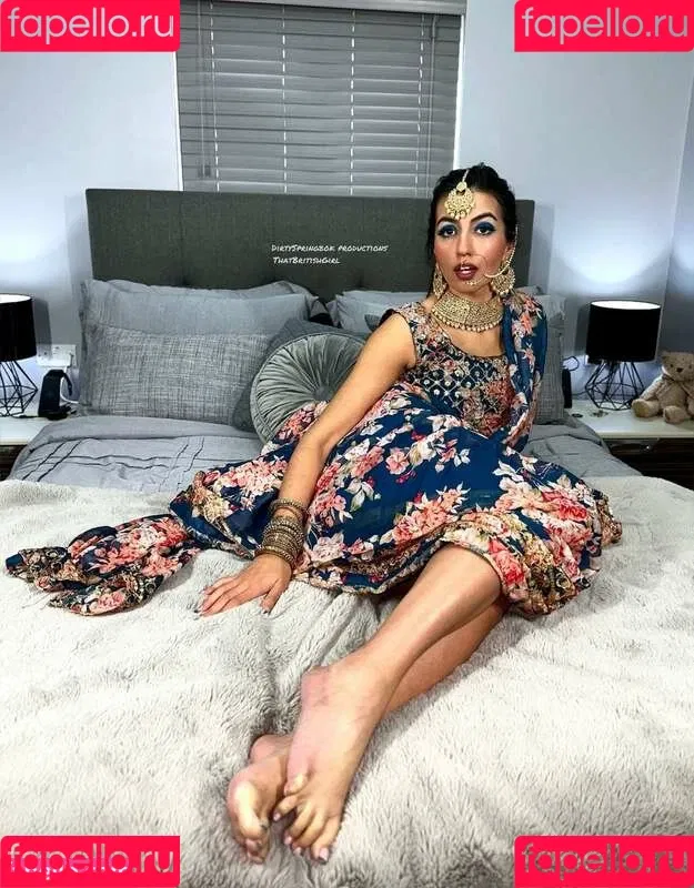 Aaliyah Yasin / _thatbritishcouple / aaliyah.yasin / https: / thatbritishg1rl Onlyfans Photo Gallery 
