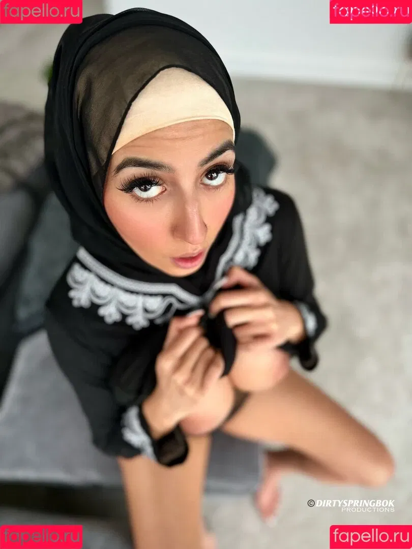 Aaliyah Yasin / _thatbritishcouple / aaliyah.yasin / https: / thatbritishg1rl Onlyfans Photo Gallery 