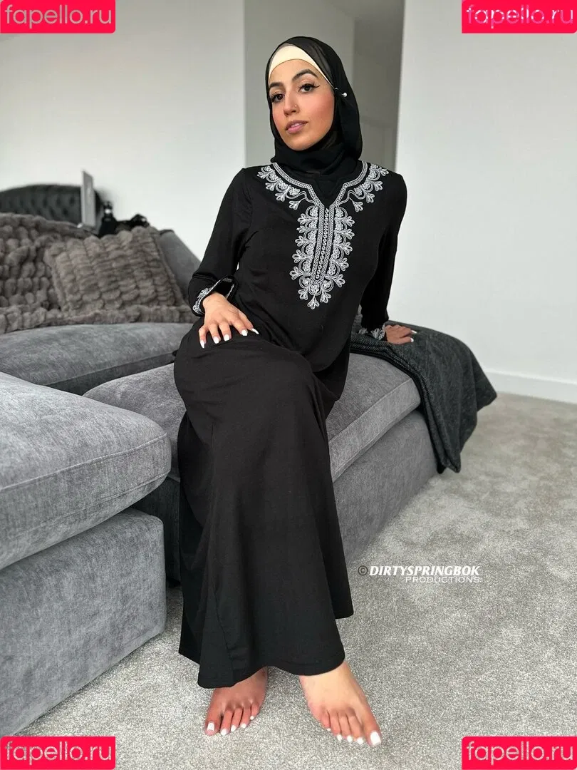 Aaliyah Yasin / _thatbritishcouple / aaliyah.yasin / https: / thatbritishg1rl Onlyfans Photo Gallery 