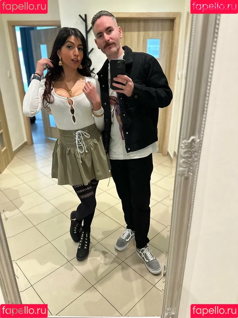 Aaliyah Yasin / _thatbritishcouple / aaliyah.yasin / https: / thatbritishg1rl Onlyfans Photo Gallery 