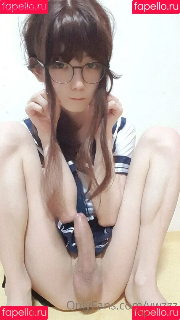 youngwoozzz / ywdryotaz / ywzzz / ywzzz_ Onlyfans Photo Gallery 