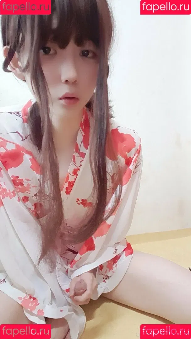 youngwoozzz / ywdryotaz / ywzzz / ywzzz_ Onlyfans Photo Gallery 