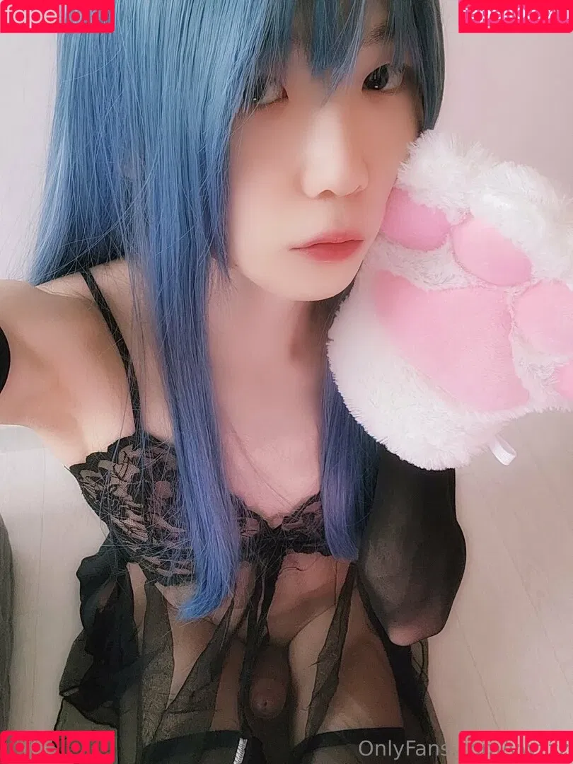 youngwoozzz / ywdryotaz / ywzzz / ywzzz_ Onlyfans Photo Gallery 
