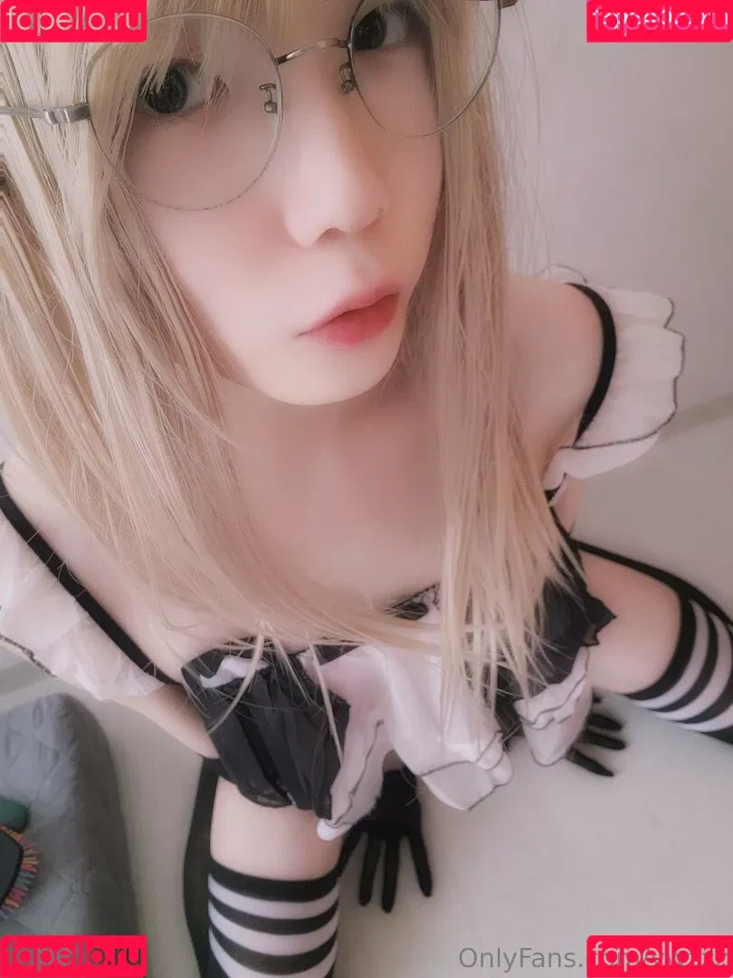 youngwoozzz / ywdryotaz / ywzzz / ywzzz_ Onlyfans Photo Gallery 