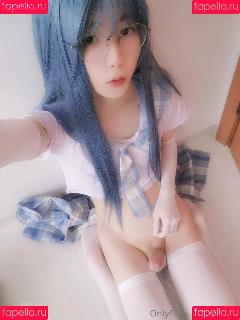 youngwoozzz / ywdryotaz / ywzzz / ywzzz_ Onlyfans Photo Gallery 