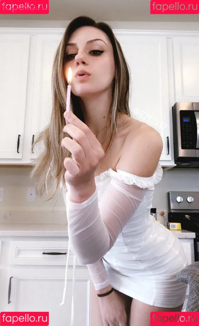 BlancNoir / Izzy_xx / https: / izzy_xx7 / thexxgirl Onlyfans Photo Gallery 