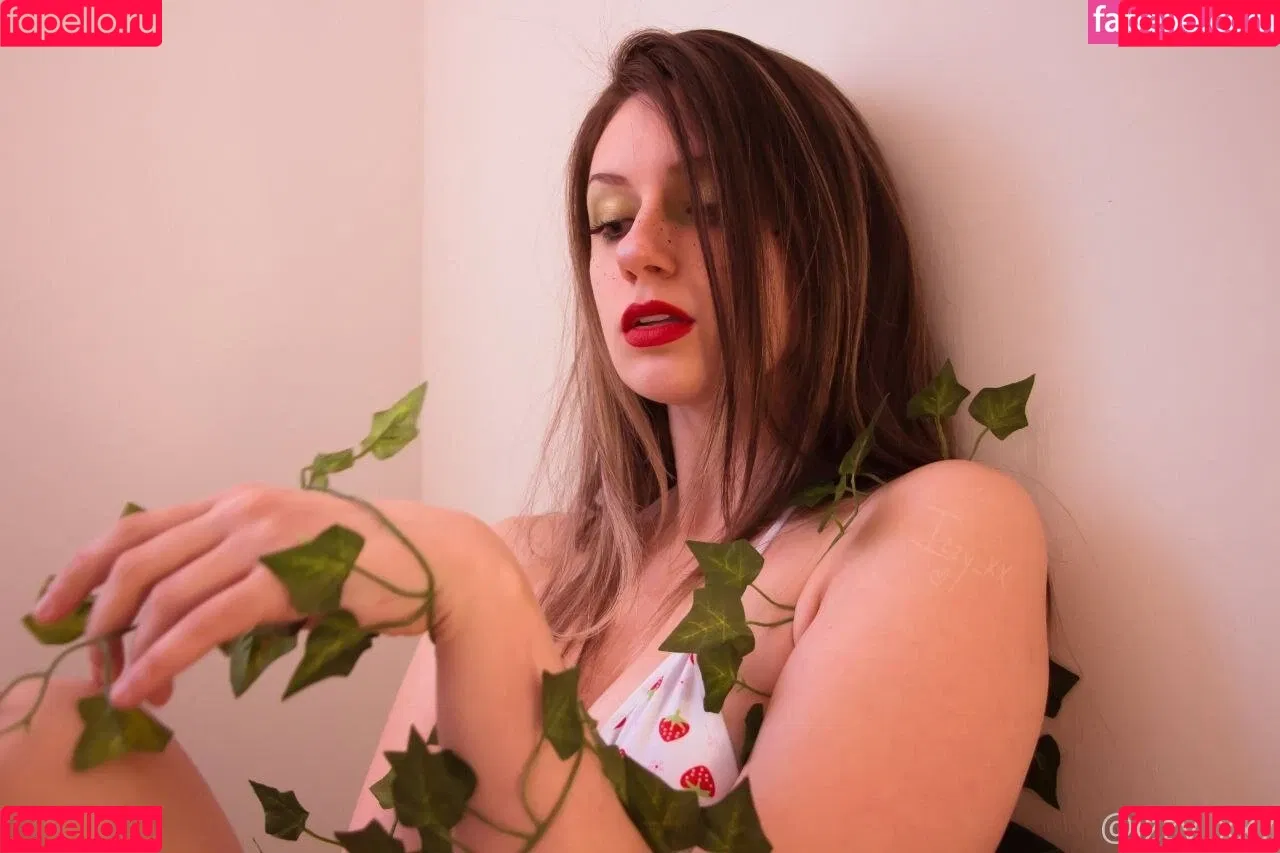 BlancNoir / Izzy_xx / https: / izzy_xx7 / thexxgirl Onlyfans Photo Gallery 