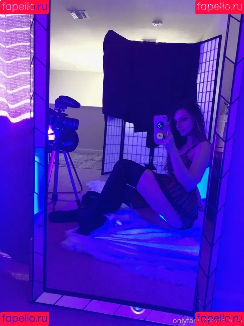 BlancNoir / Izzy_xx / https: / izzy_xx7 / thexxgirl Onlyfans Photo Gallery 