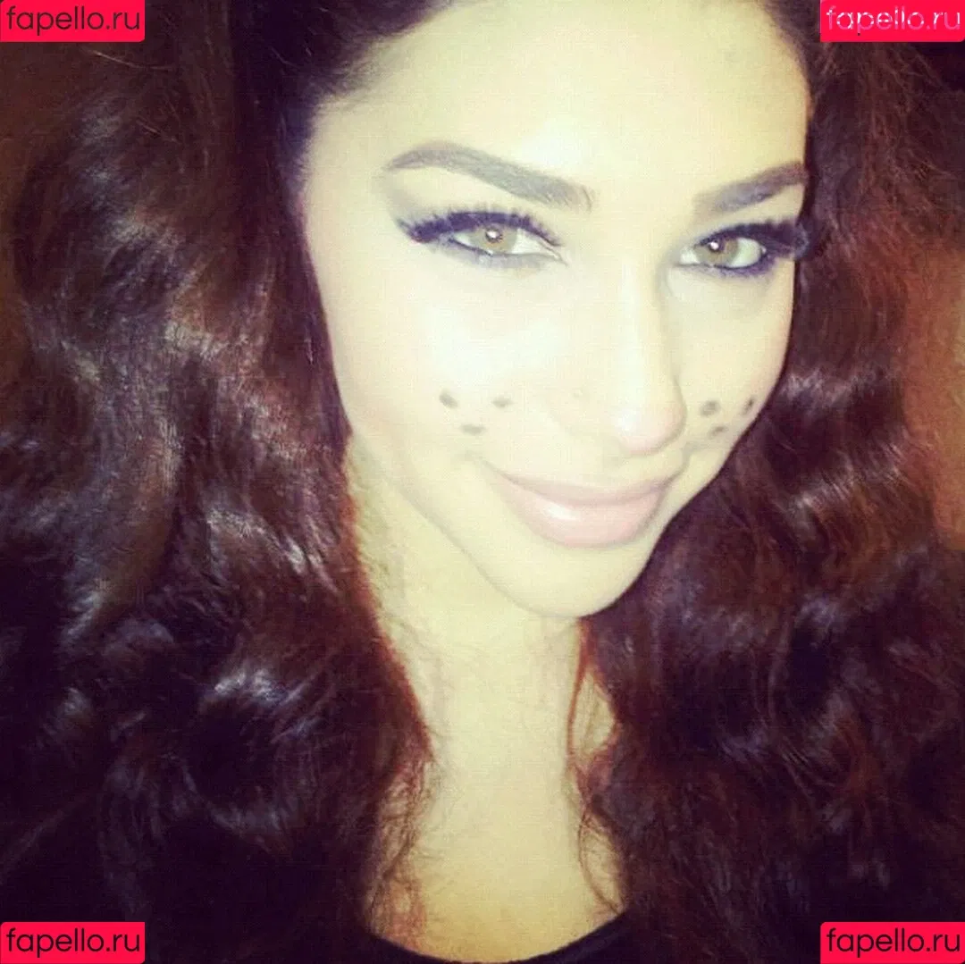 Ceejay the DJ / Chantel Jeffries / ChantelJeffries Onlyfans Photo Gallery 
