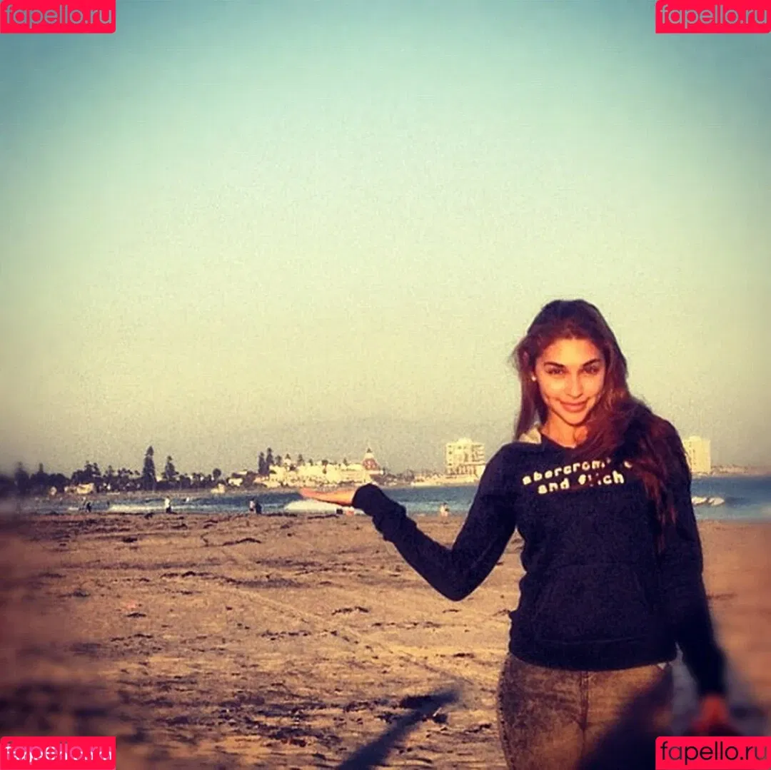 Ceejay the DJ / Chantel Jeffries / ChantelJeffries Onlyfans Photo Gallery 