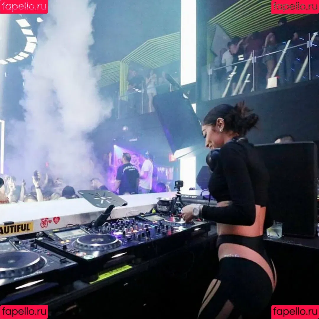 Ceejay the DJ / Chantel Jeffries / ChantelJeffries Onlyfans Photo Gallery 