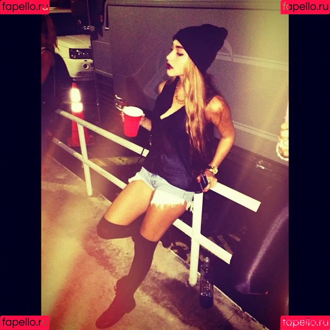 Ceejay the DJ / Chantel Jeffries / ChantelJeffries Onlyfans Photo Gallery 