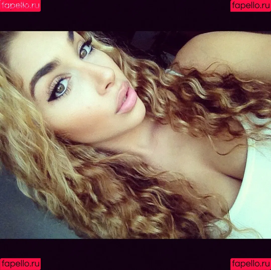Ceejay the DJ / Chantel Jeffries / ChantelJeffries Onlyfans Photo Gallery 