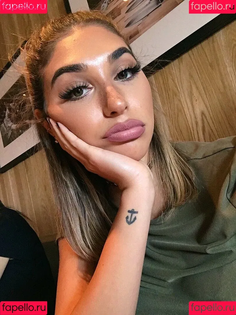 Ceejay the DJ / Chantel Jeffries / ChantelJeffries Onlyfans Photo Gallery 