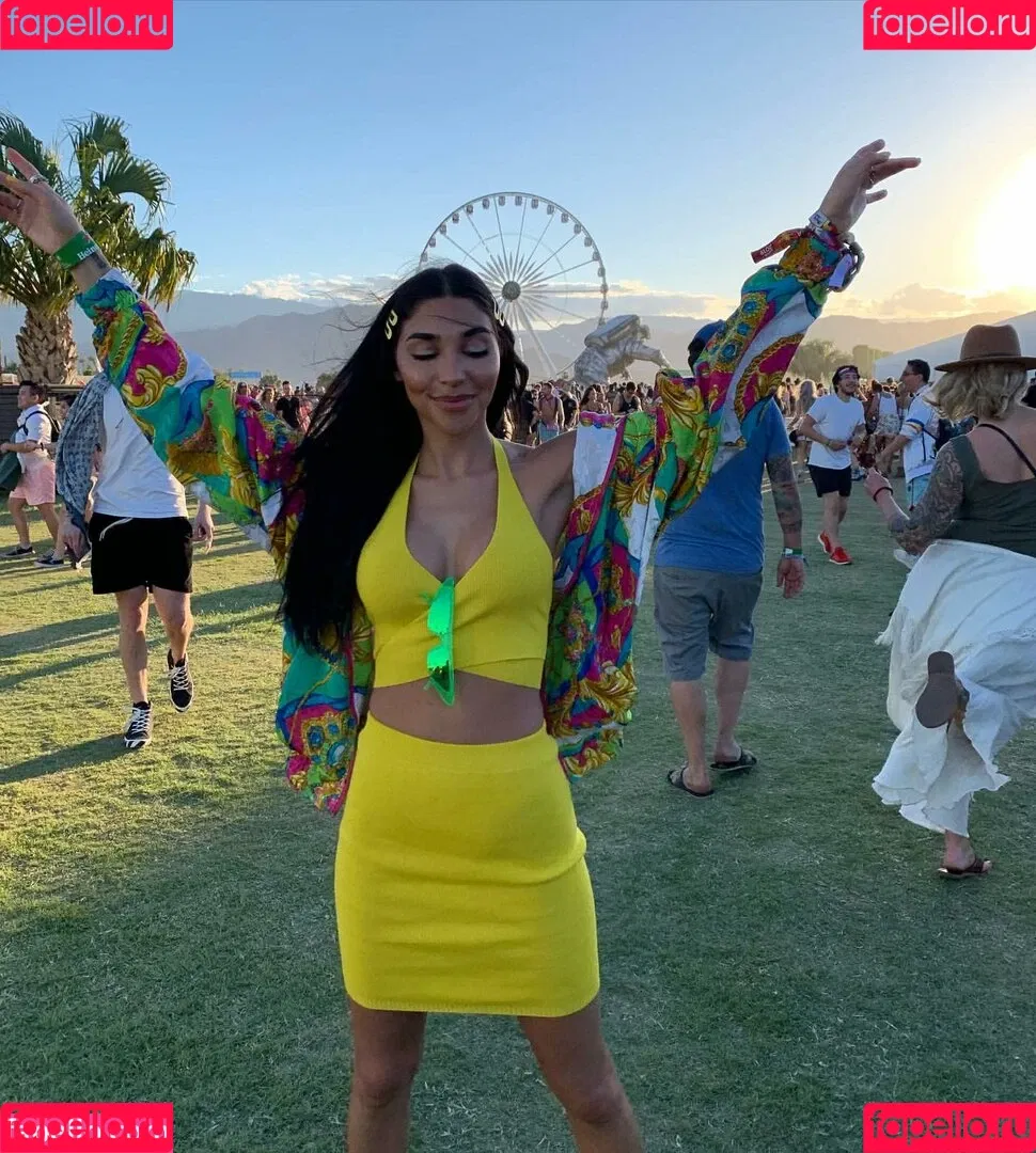 Ceejay the DJ / Chantel Jeffries / ChantelJeffries Onlyfans Photo Gallery 