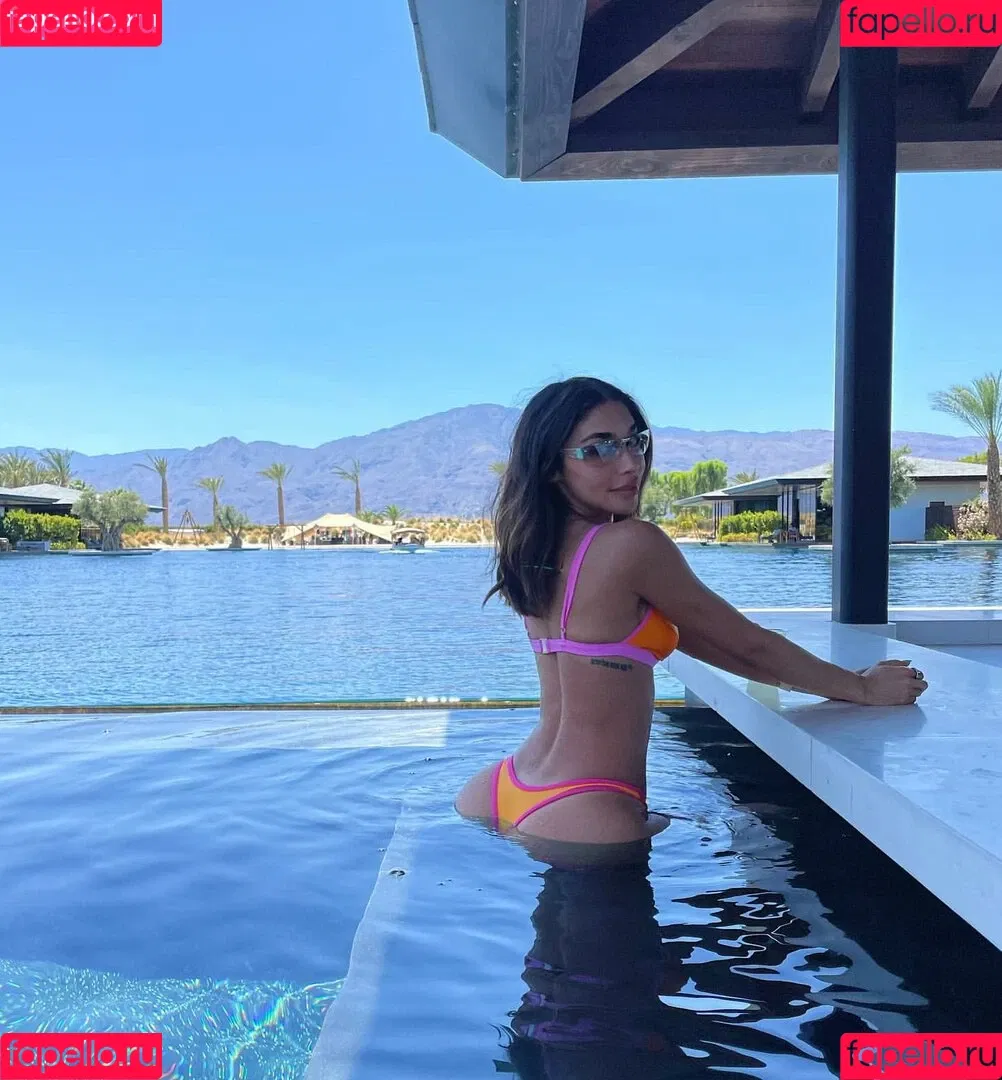 Ceejay the DJ / Chantel Jeffries / ChantelJeffries Onlyfans Photo Gallery 