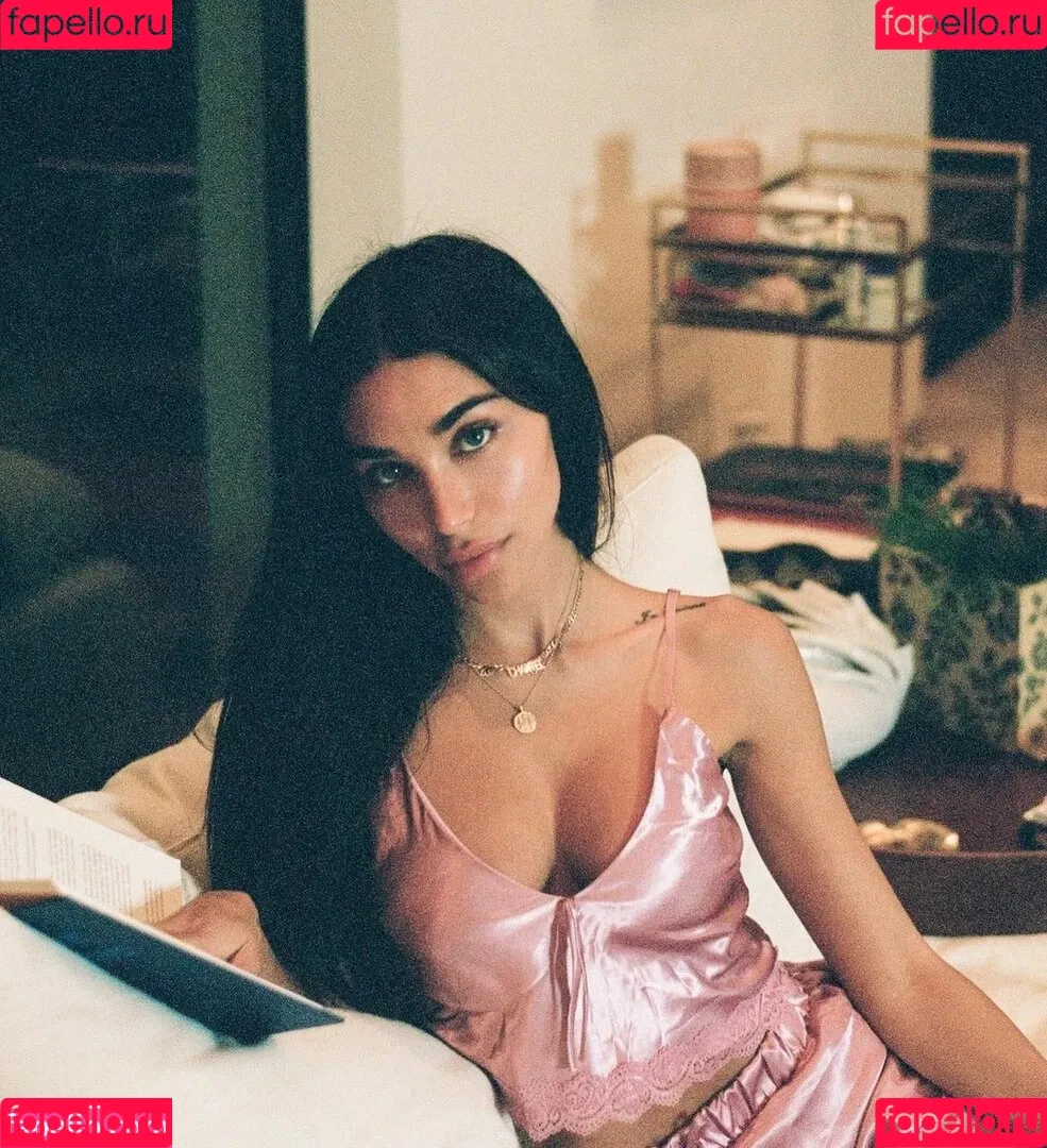 Ceejay the DJ / Chantel Jeffries / ChantelJeffries Onlyfans Photo Gallery 