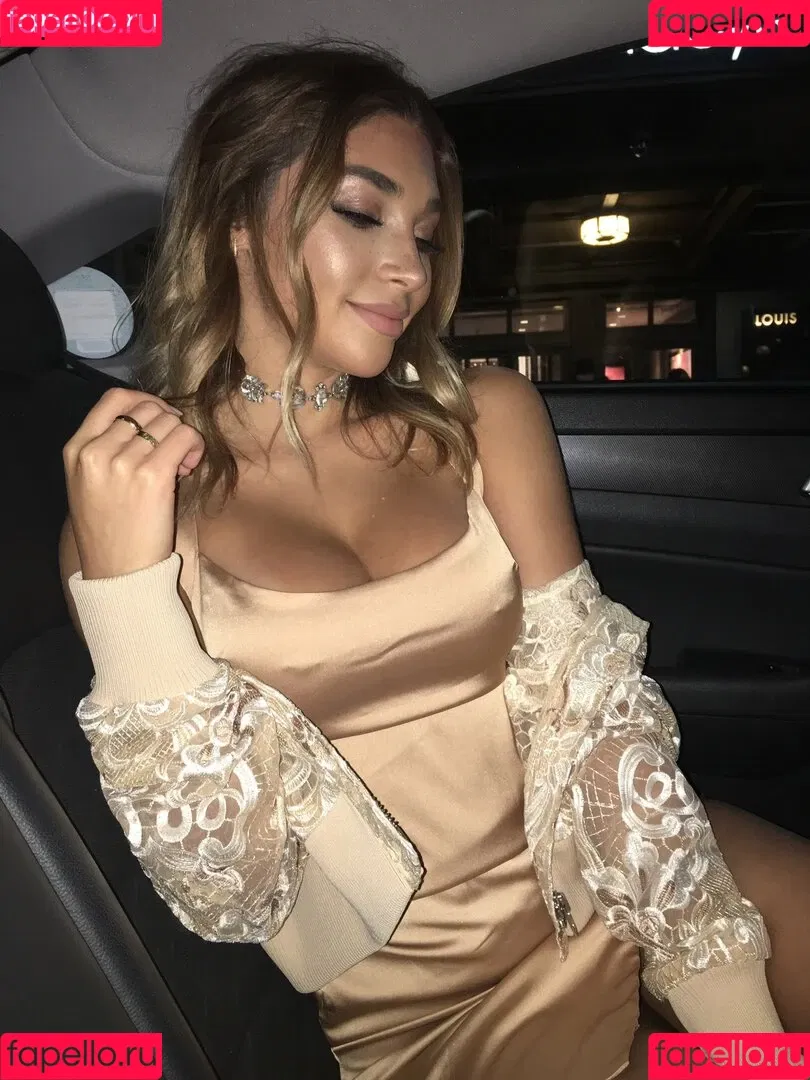 Ceejay the DJ / Chantel Jeffries / ChantelJeffries Onlyfans Photo Gallery 