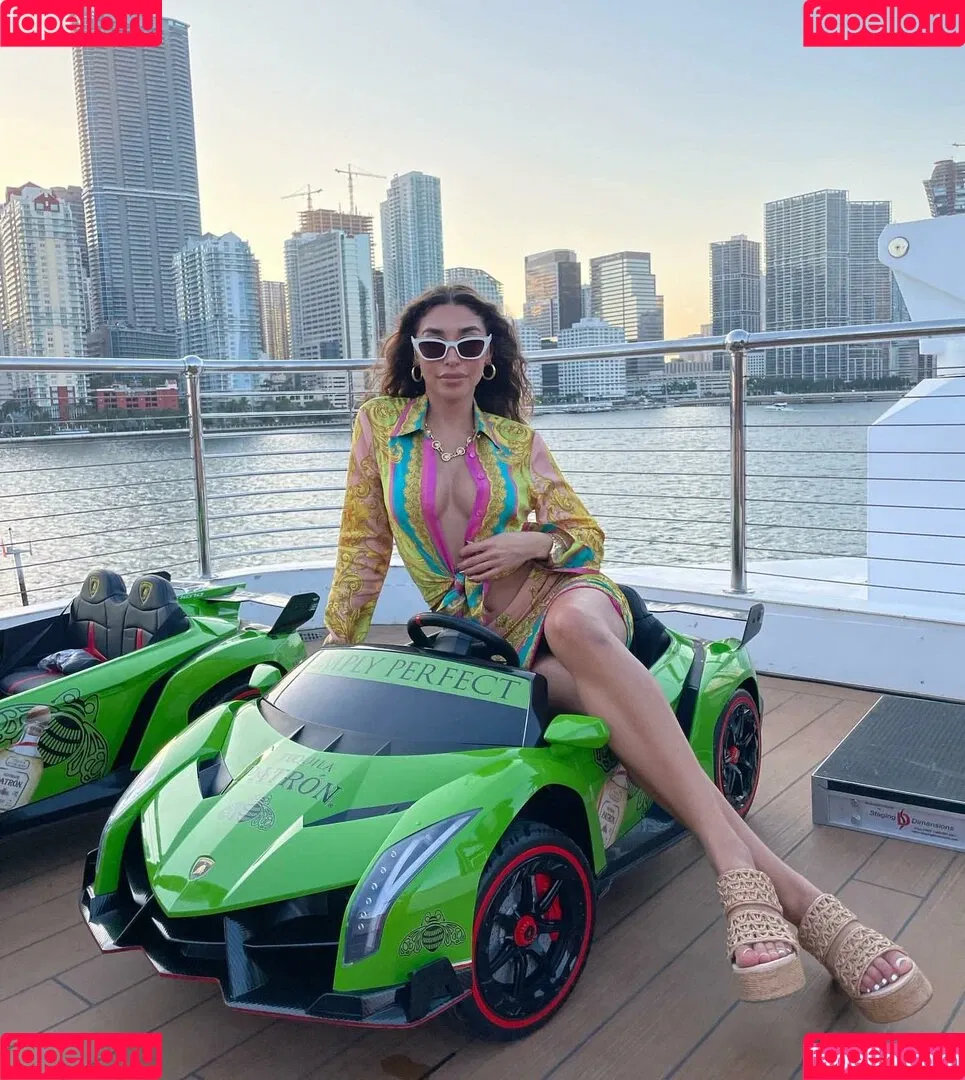 Ceejay the DJ / Chantel Jeffries / ChantelJeffries Onlyfans Photo Gallery 
