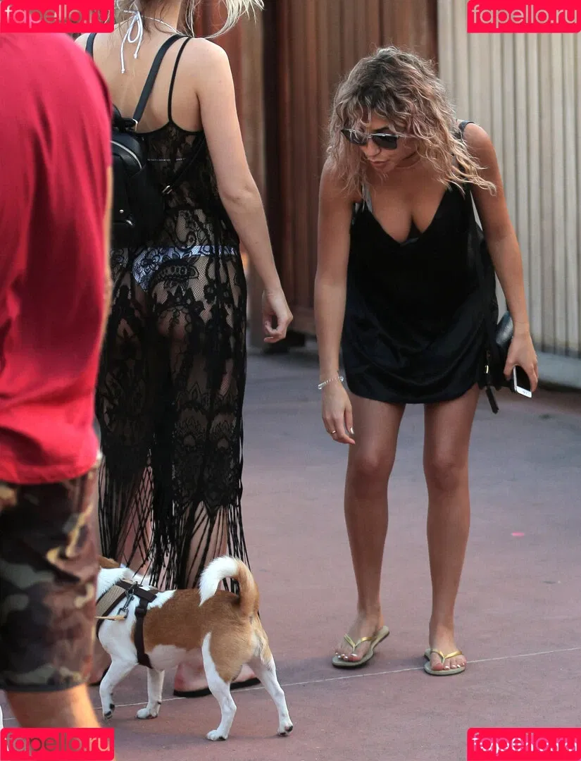 Ceejay the DJ / Chantel Jeffries / ChantelJeffries Onlyfans Photo Gallery 
