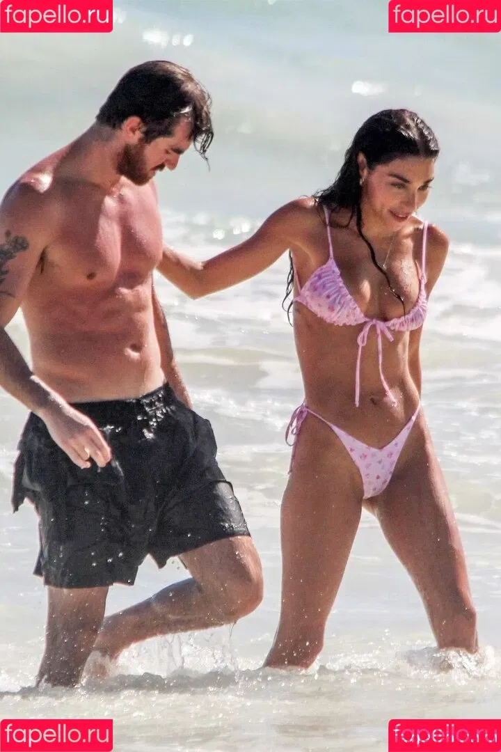 Ceejay the DJ / Chantel Jeffries / ChantelJeffries Onlyfans Photo Gallery 