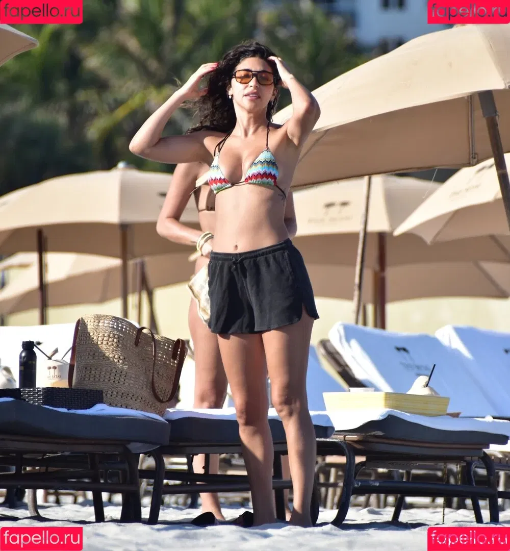 Ceejay the DJ / Chantel Jeffries / ChantelJeffries Onlyfans Photo Gallery 