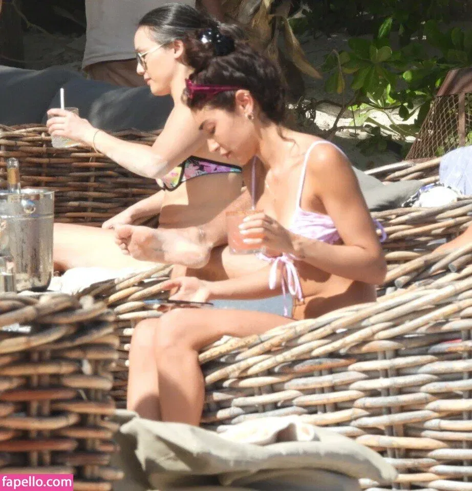 Ceejay the DJ / Chantel Jeffries / ChantelJeffries Onlyfans Photo Gallery 