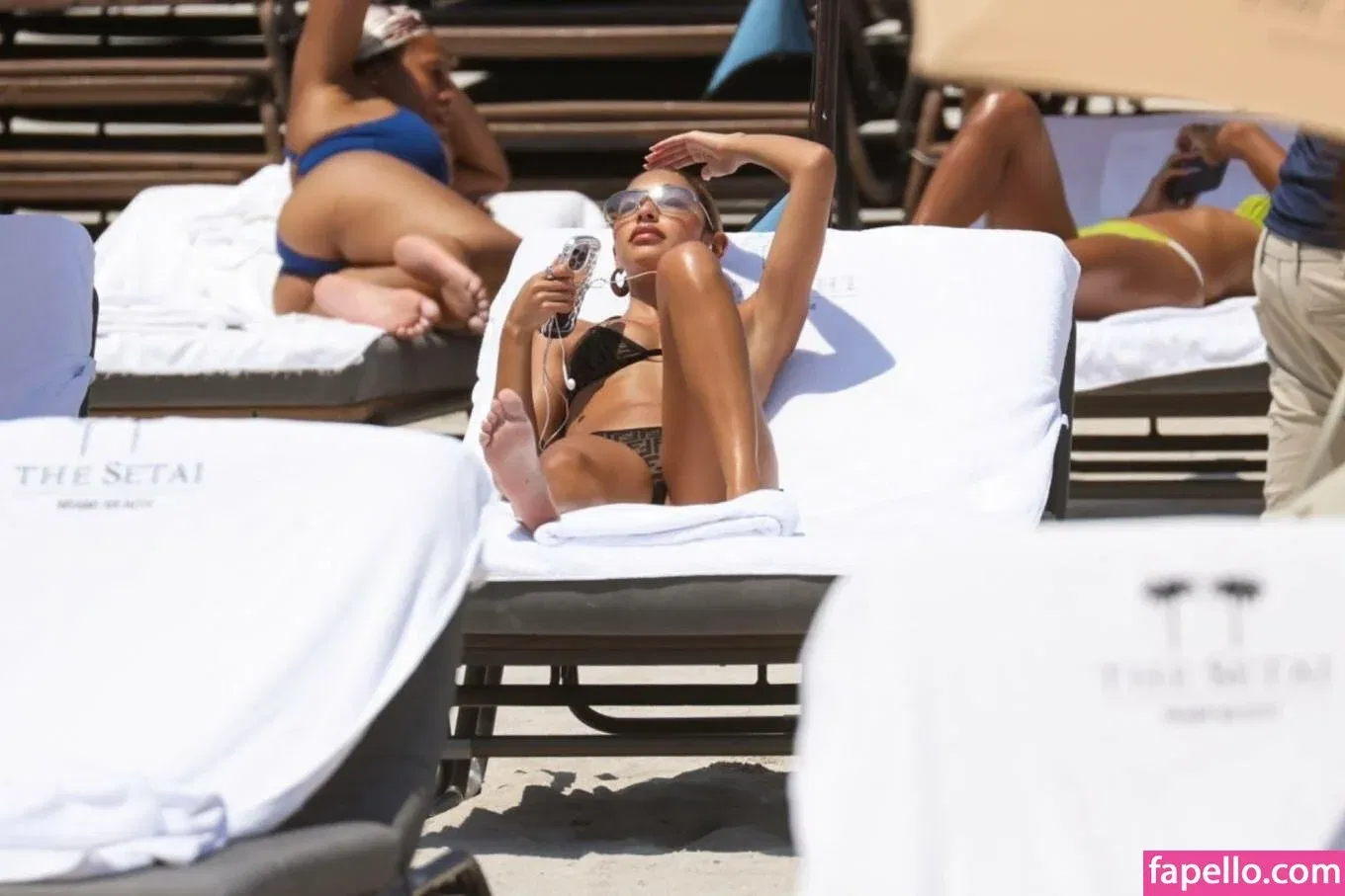 Ceejay the DJ / Chantel Jeffries / ChantelJeffries Onlyfans Photo Gallery 