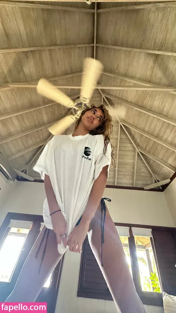 Ceejay the DJ / Chantel Jeffries / ChantelJeffries Onlyfans Photo Gallery 