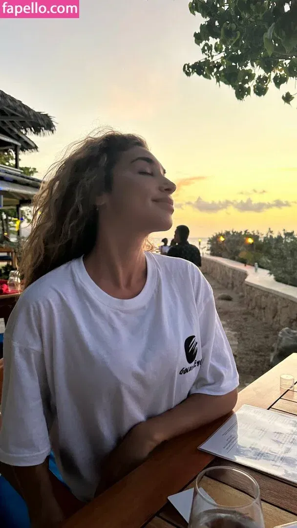 Ceejay the DJ / Chantel Jeffries / ChantelJeffries Onlyfans Photo Gallery 