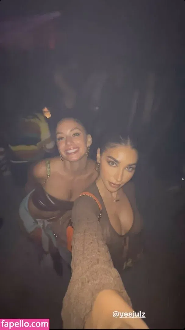 Ceejay the DJ / Chantel Jeffries / ChantelJeffries Onlyfans Photo Gallery 