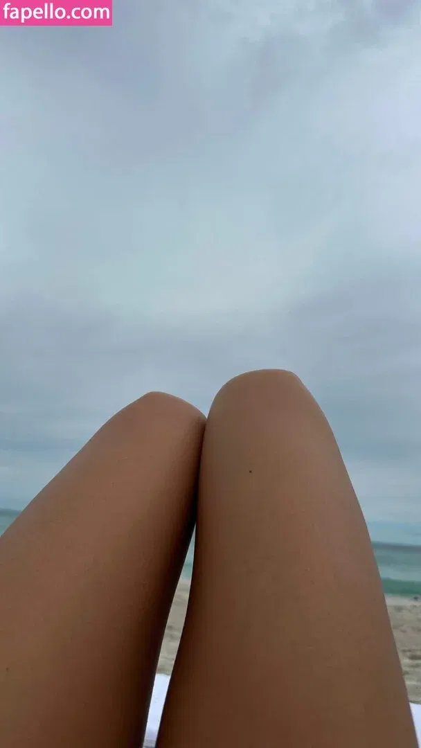 Ceejay the DJ / Chantel Jeffries / ChantelJeffries Onlyfans Photo Gallery 