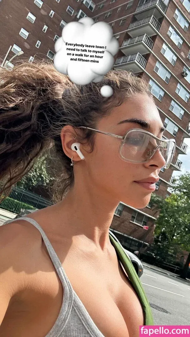 Ceejay the DJ / Chantel Jeffries / ChantelJeffries Onlyfans Photo Gallery 