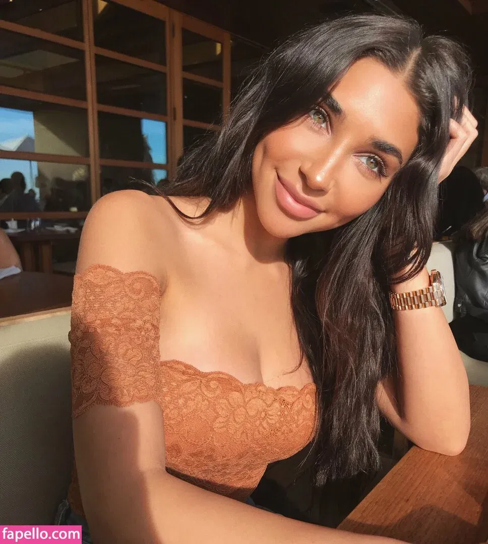 Ceejay the DJ / Chantel Jeffries / ChantelJeffries Onlyfans Photo Gallery 