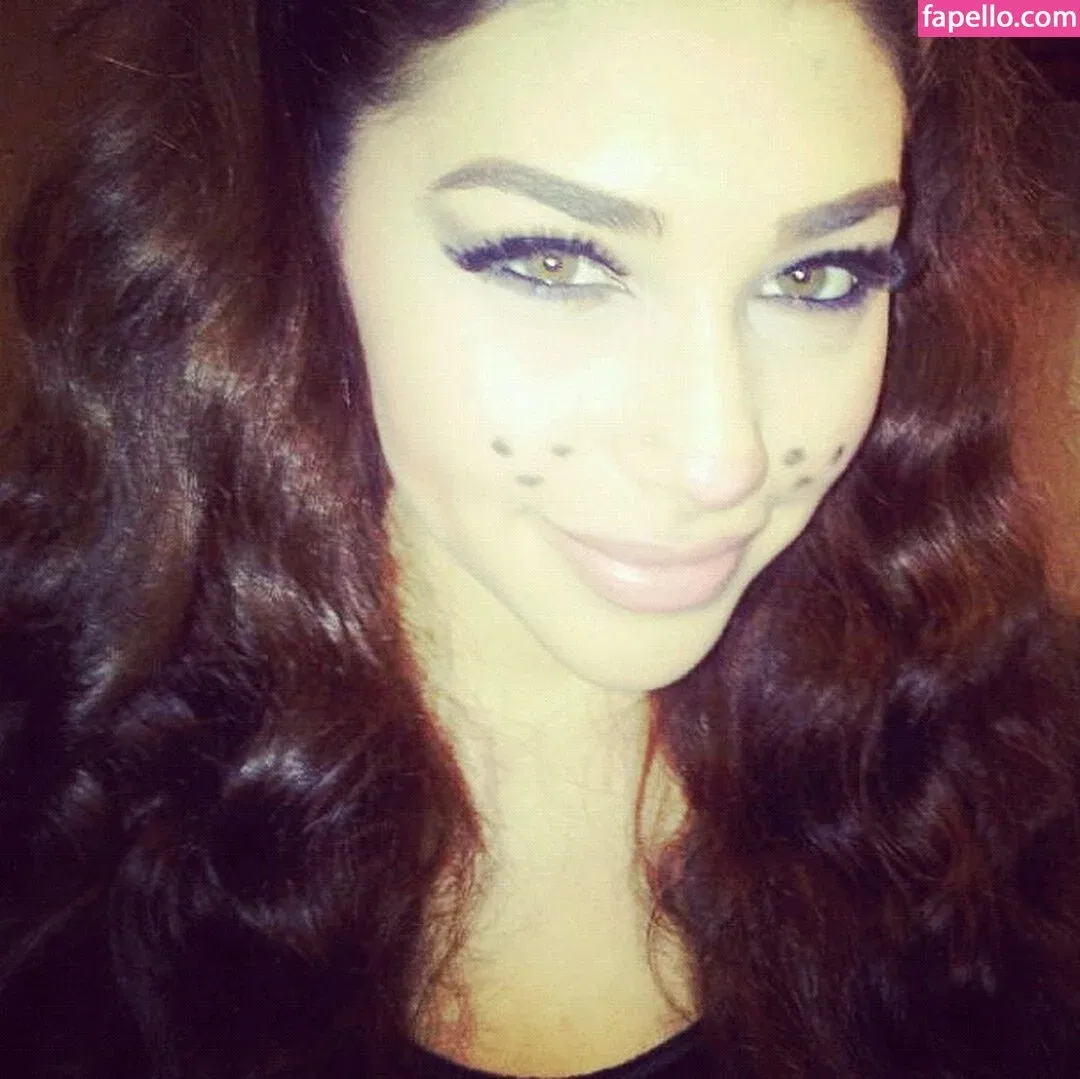 Ceejay the DJ / Chantel Jeffries / ChantelJeffries Onlyfans Photo Gallery 