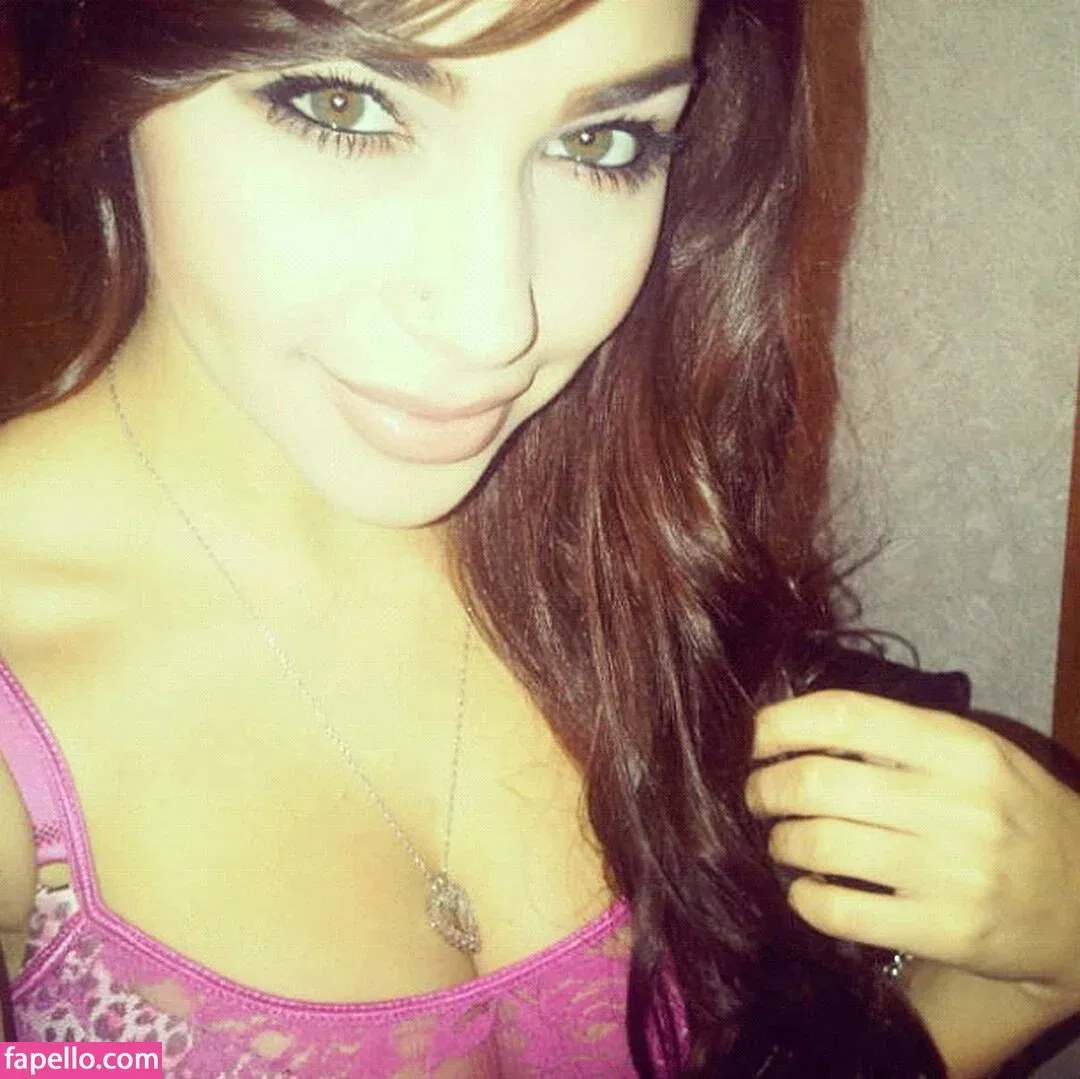 Ceejay the DJ / Chantel Jeffries / ChantelJeffries Onlyfans Photo Gallery 