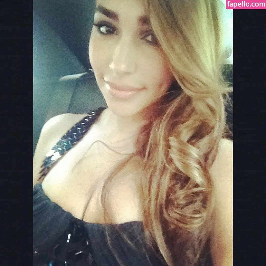 Ceejay the DJ / Chantel Jeffries / ChantelJeffries Onlyfans Photo Gallery 