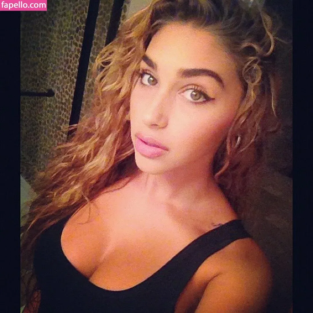 Ceejay the DJ / Chantel Jeffries / ChantelJeffries Onlyfans Photo Gallery 
