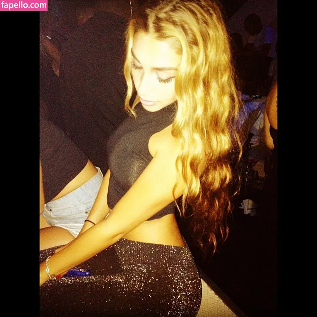 Ceejay the DJ / Chantel Jeffries / ChantelJeffries Onlyfans Photo Gallery 