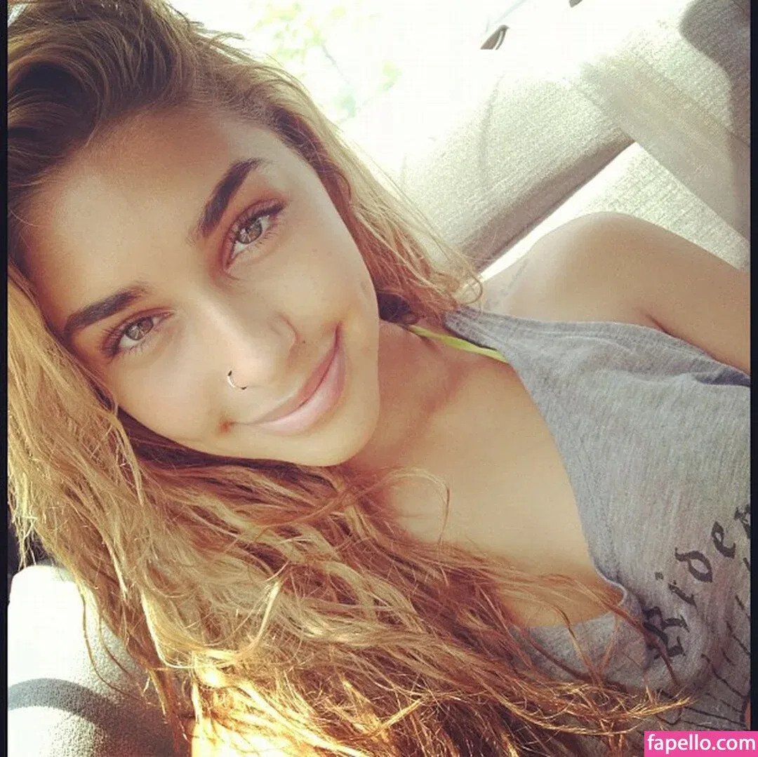 Ceejay the DJ / Chantel Jeffries / ChantelJeffries Onlyfans Photo Gallery 