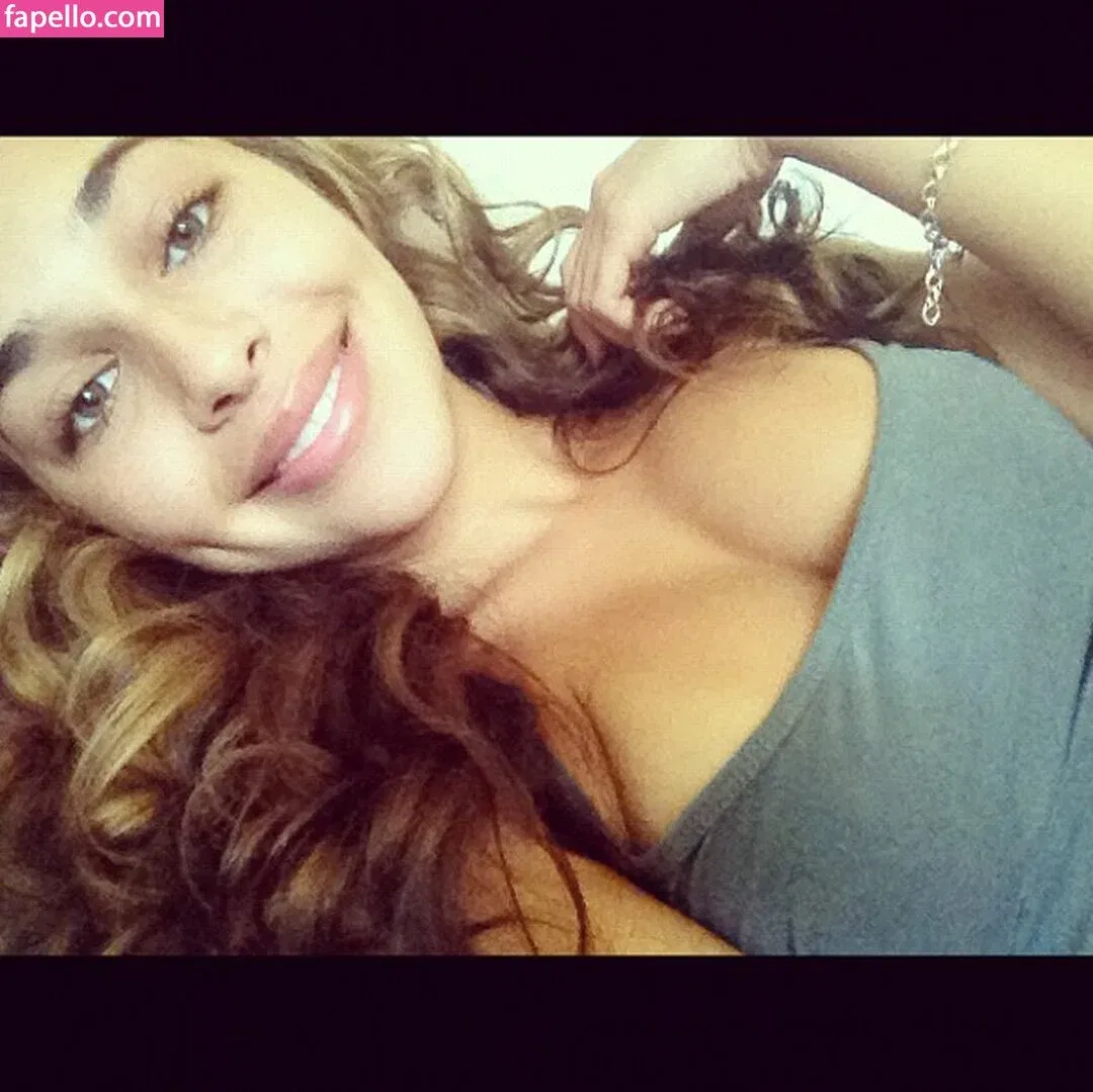 Ceejay the DJ / Chantel Jeffries / ChantelJeffries Onlyfans Photo Gallery 