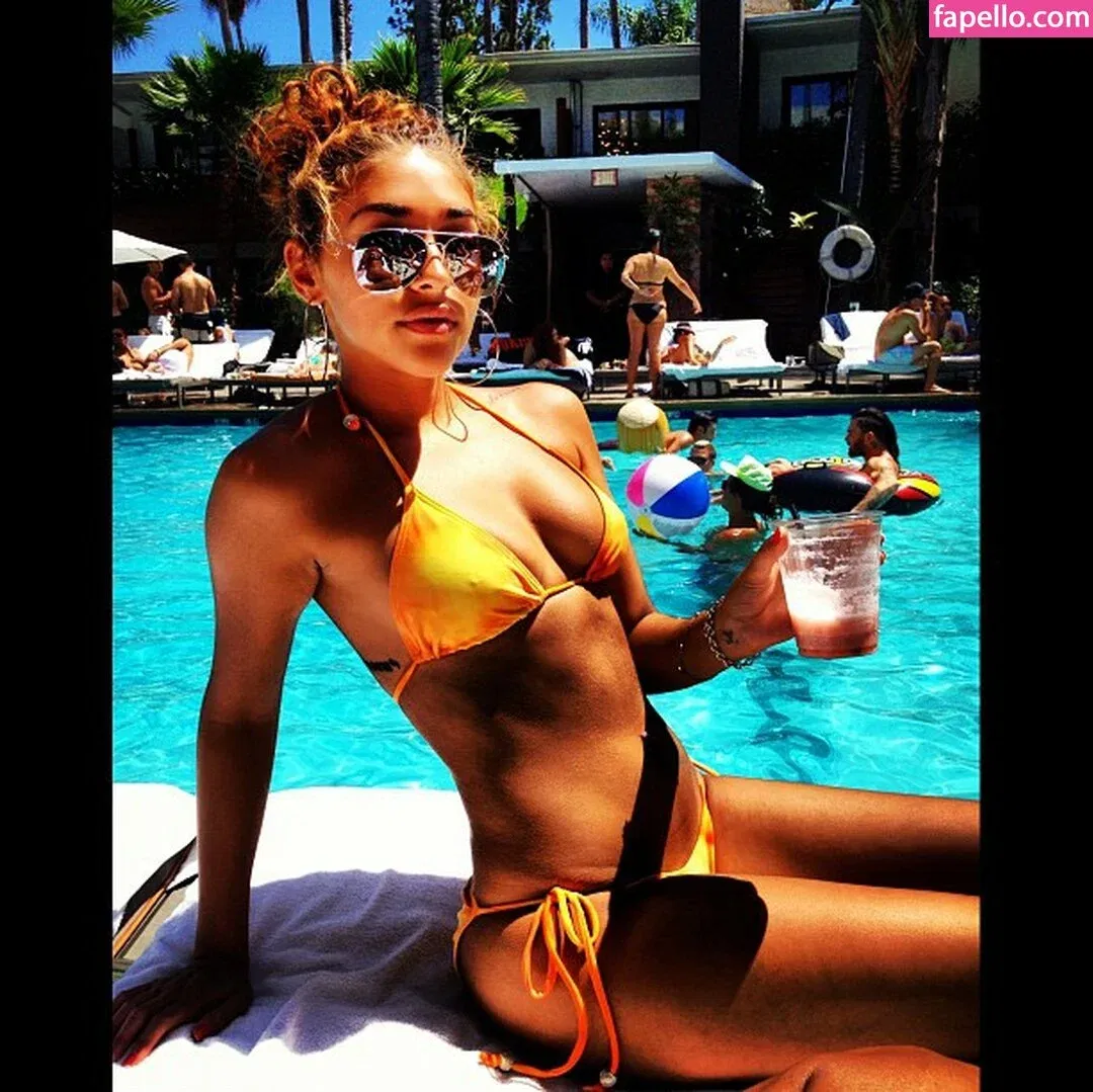 Ceejay the DJ / Chantel Jeffries / ChantelJeffries Onlyfans Photo Gallery 