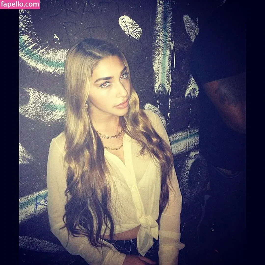 Ceejay the DJ / Chantel Jeffries / ChantelJeffries Onlyfans Photo Gallery 