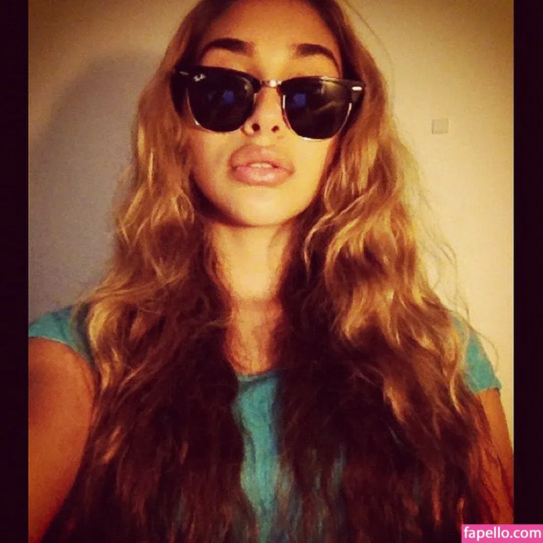 Ceejay the DJ / Chantel Jeffries / ChantelJeffries Onlyfans Photo Gallery 