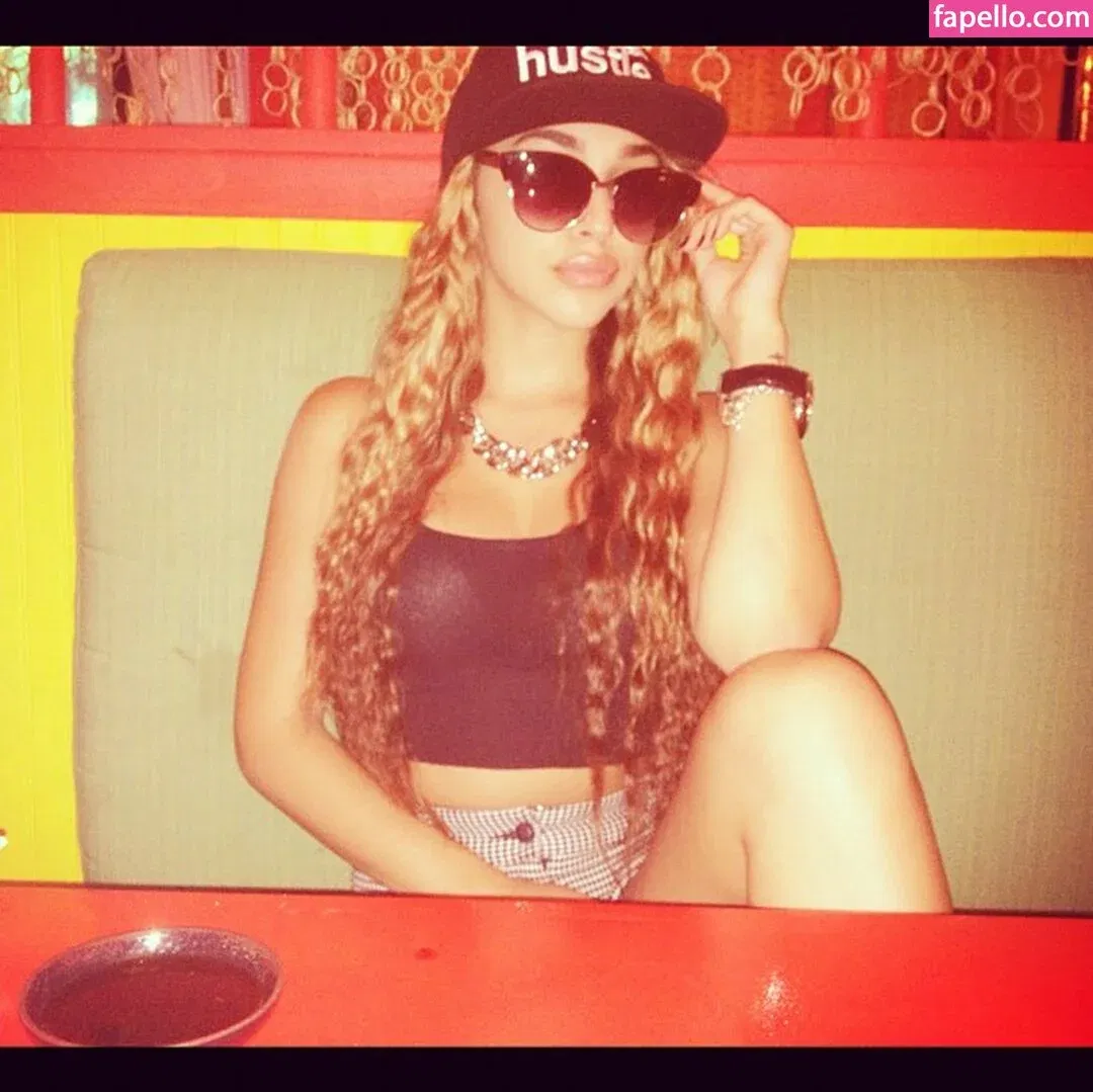 Ceejay the DJ / Chantel Jeffries / ChantelJeffries Onlyfans Photo Gallery 