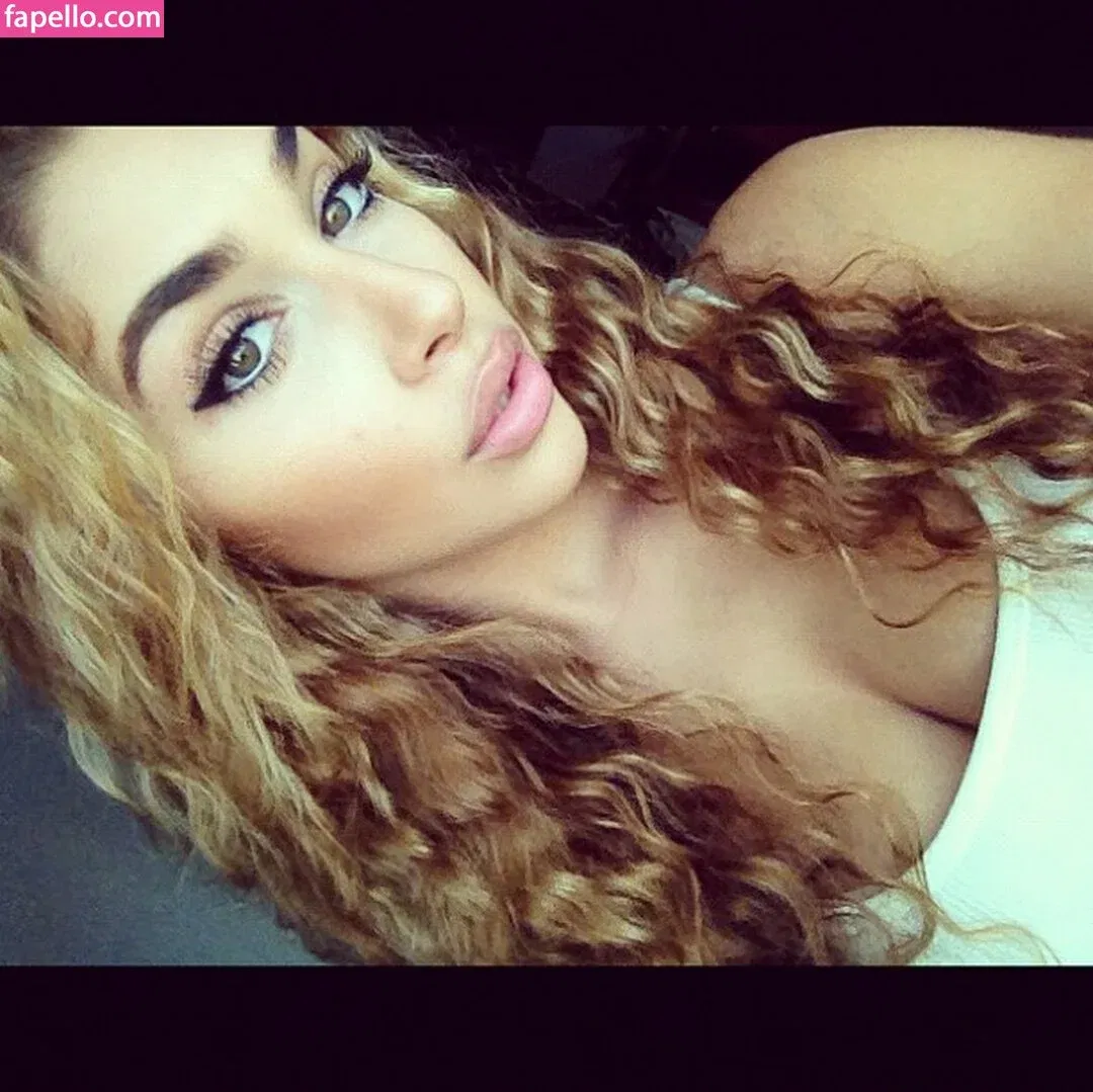 Ceejay the DJ / Chantel Jeffries / ChantelJeffries Onlyfans Photo Gallery 