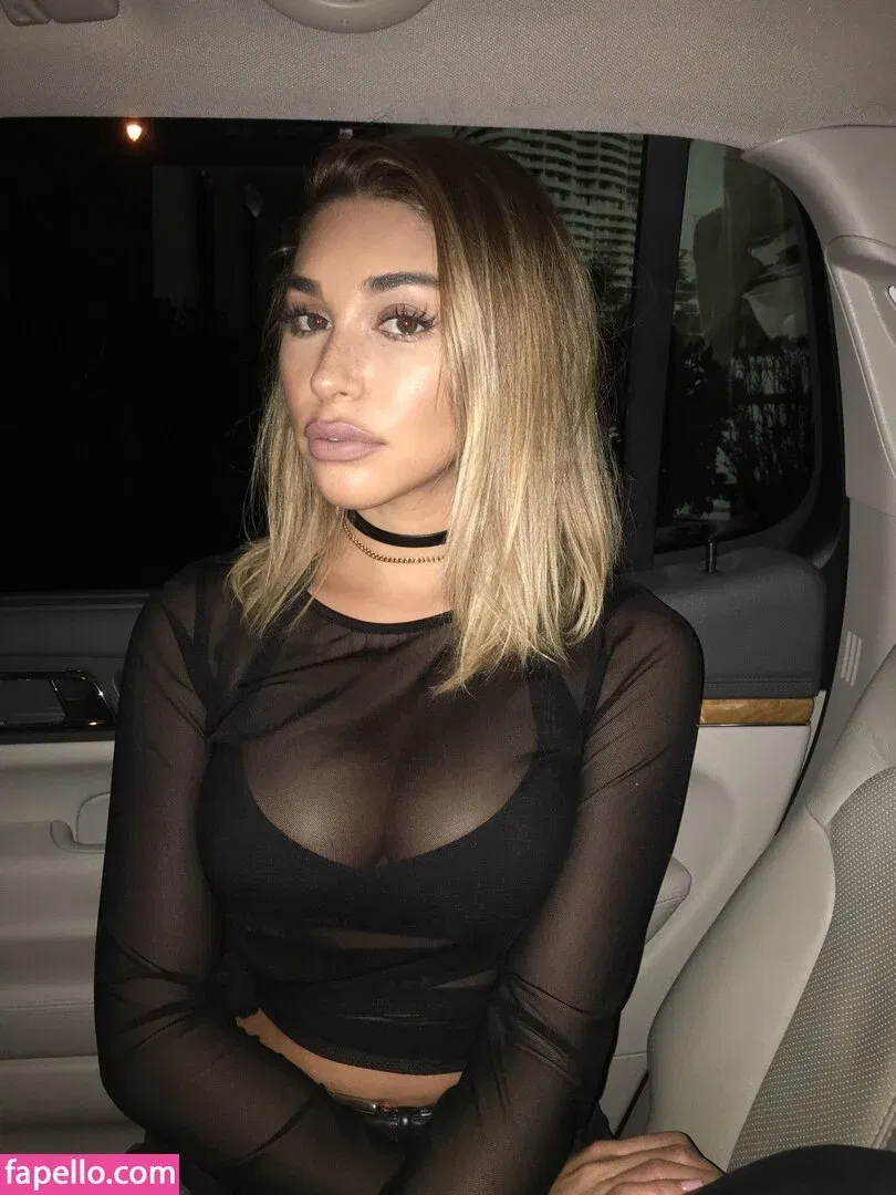 Ceejay the DJ / Chantel Jeffries / ChantelJeffries Onlyfans Photo Gallery 