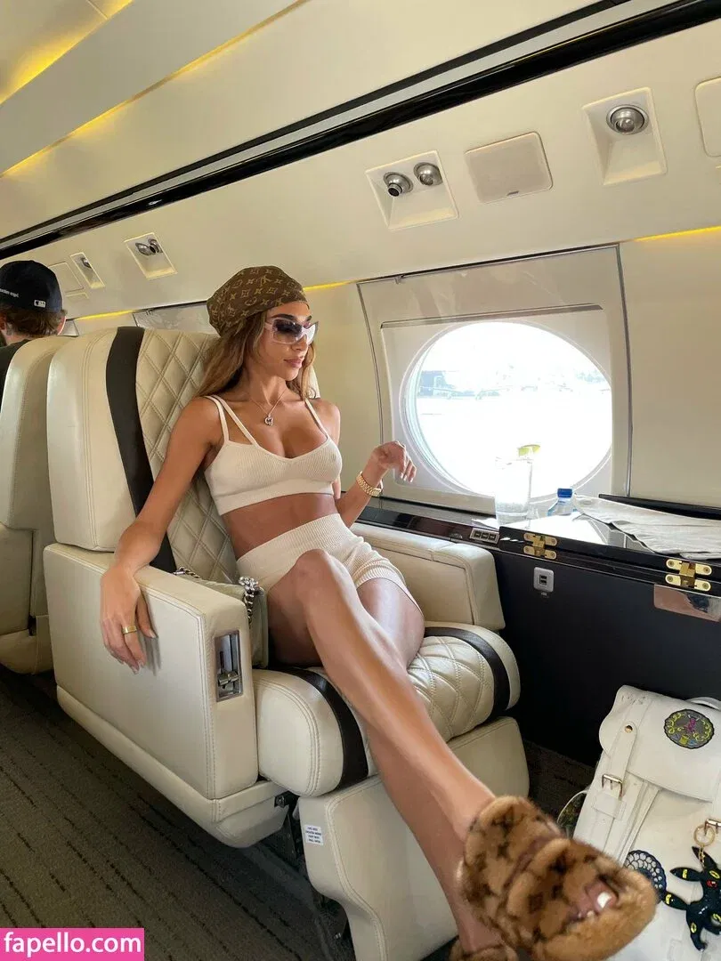 Ceejay the DJ / Chantel Jeffries / ChantelJeffries Onlyfans Photo Gallery 